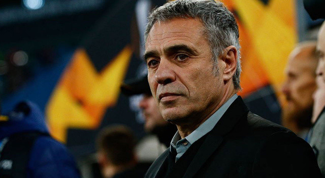 Ersun Yanal takımını açıkladı, Fenerbahçe'ye yeşil ışık yaktı Ersun Yanal takımını açıkladı, Fenerbahçe'ye yeşil ışık yaktı