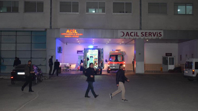 Husumetlilerin kavgası kanlı bitti Husumetlilerin kavgası kanlı bitti