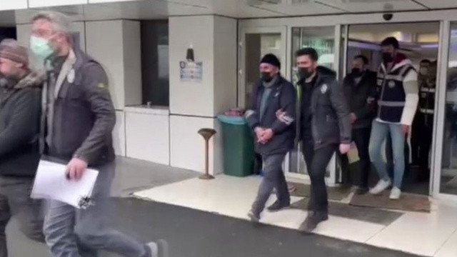 İstanbul’da dolandırıcılık operasyonu: 107 gözaltı İstanbul’da dolandırıcılık operasyonu: 107 gözaltı
