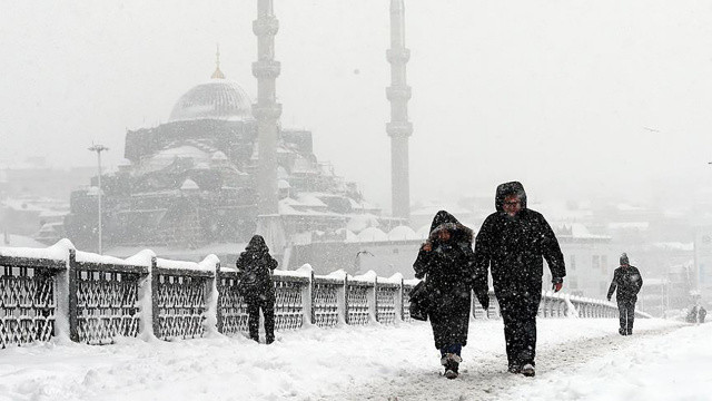 İstanbul için turuncu alarm verildi İstanbul için turuncu alarm verildi