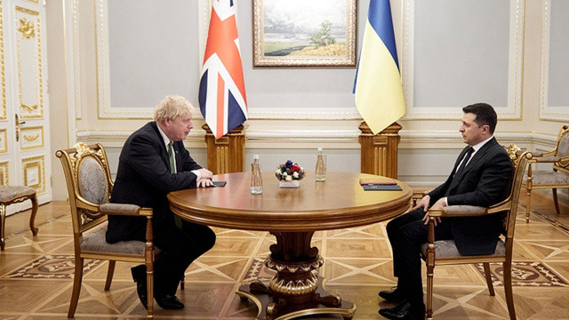 Johnson açıkladı: Zelenskiy ve ailesine sığınma teklif ettim