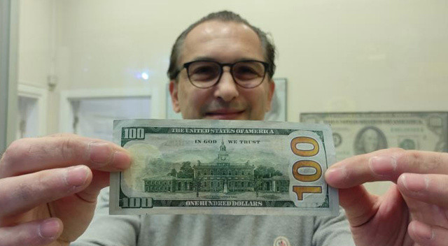 Kuyumcular odası uyardı: Bu sahte dolarları makine bile tespit edemiyor! Kuyumcular odası uyardı: Bu sahte dolarları makine bile tespit edemiyor!