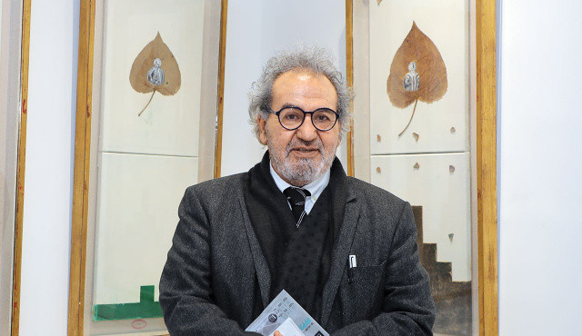 Sanatçı Hüsamettin Koçan: Osmanlıyı yeterince tanıyamadık Sanatçı Hüsamettin Koçan: Osmanlıyı yeterince tanıyamadık