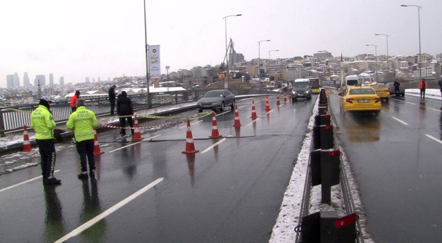 Unkapanı Köprüsü yeniden trafiğe açıldı Unkapanı Köprüsü yeniden trafiğe açıldı