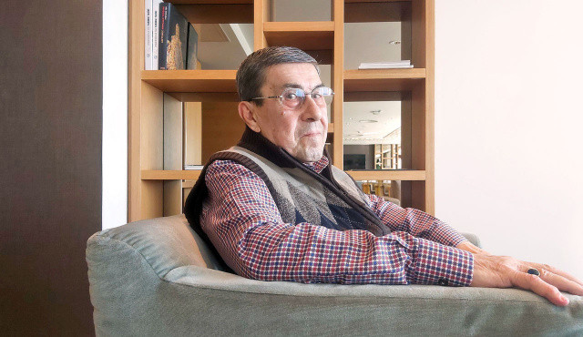 Zihni Göktay: Güldürmek kolay sanata mana lazım Zihni Göktay: Güldürmek kolay sanata mana lazım