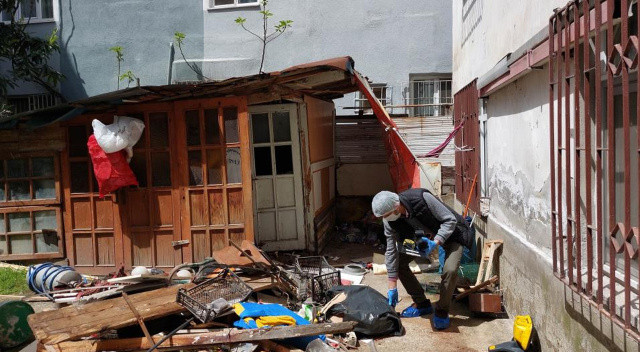 5 çocuk babası kafasında vurulmuş halde bulundu 5 çocuk babası kafasında vurulmuş halde bulundu