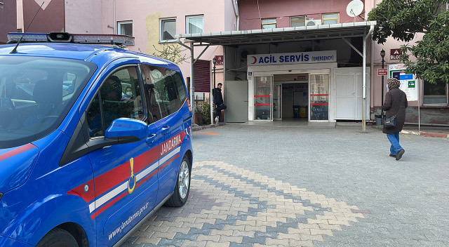 Balıkesir'de aile faciası! Anne-oğul öldü, baba-kız yaralı Balıkesir'de aile faciası! Anne-oğul öldü, baba-kız yaralı