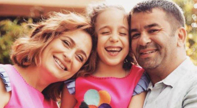 Ceyda Düvenci'den psikolog açıklaması: 27 yaşımdan beri gidiyorum Ceyda Düvenci'den psikolog açıklaması: 27 yaşımdan beri gidiyorum