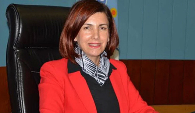 Eski Avcılar Belediye başkanına 'ihaleye fesat karıştırmak'tan gözaltı Eski Avcılar Belediye başkanına 'ihaleye fesat karıştırmak'tan gözaltı