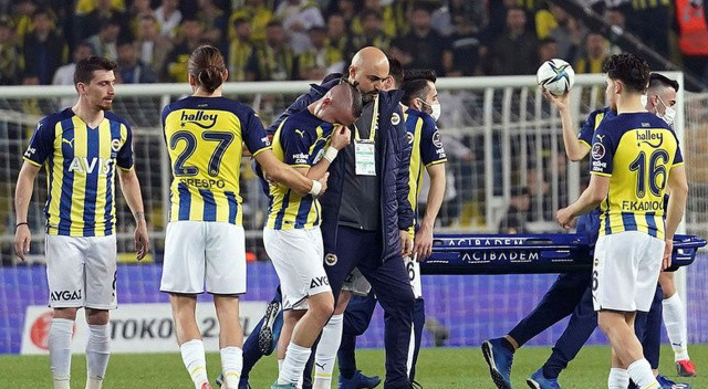 Gözyaşları içinde oyundan alınmıştı! Pelkas’ın sahalardan uzak kalacağı süre belli oldu
