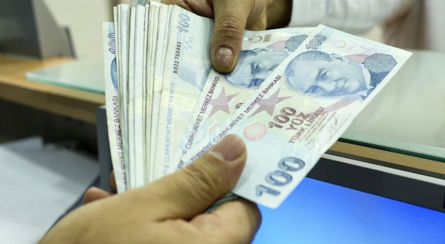 Milyonlarca emeklinin beklediği gün geldi! İkramiye ödemeleri bugün başlıyor Milyonlarca emeklinin beklediği gün geldi! İkramiye ödemeleri bugün başlıyor