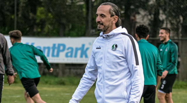 Tuncay Şanlı: "Ben geldiğimde çocuklar bir hikaye yazıyordu, o hikayeyi tamamladılar" Tuncay Şanlı: "Ben geldiğimde çocuklar bir hikaye yazıyordu, o hikayeyi tamamladılar"