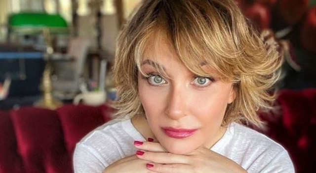 Gülse Birsel öğrencilik fotoğrafını paylaştı: Burnum eskiden daha iyiymiş | Türkiye  Gazetesi