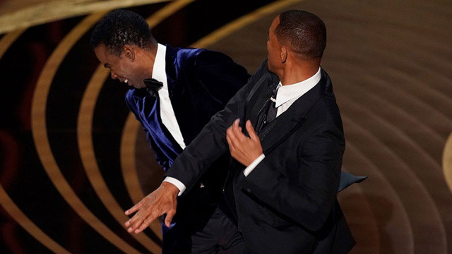 Will Smith'in sakandal hareketi cezasız kalmadı: Oscar’dan 10 yıl men edildi Will Smith'in sakandal hareketi cezasız kalmadı: Oscar’dan 10 yıl men edildi