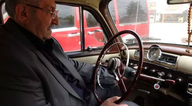 25 yıl sonra garajdan çıkardı: Her gören koşarak yanına geliyor 25 yıl sonra garajdan çıkardı: Her gören koşarak yanına geliyor