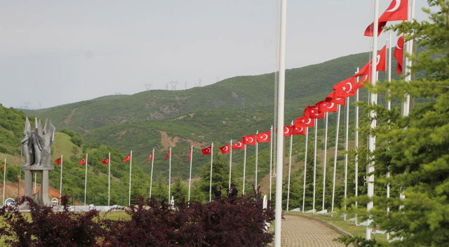 29 yıl geçti, şehitlerimizin acısı hiç dinmedi 29 yıl geçti, şehitlerimizin acısı hiç dinmedi