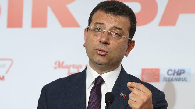 İBB Başkanı Ekrem İmamoğlu, öğrenci ulaşım indirimi kararını veto etti İBB Başkanı Ekrem İmamoğlu, öğrenci ulaşım indirimi kararını veto etti