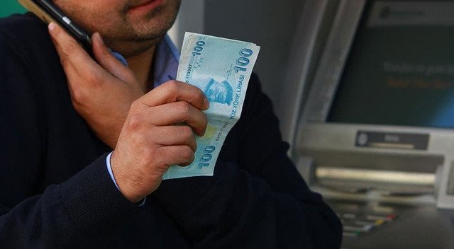 Tamirhane sesi çıkartarak 86 kişiyi dolandırdılar, yakayı ele verdiler Tamirhane sesi çıkartarak 86 kişiyi dolandırdılar, yakayı ele verdiler