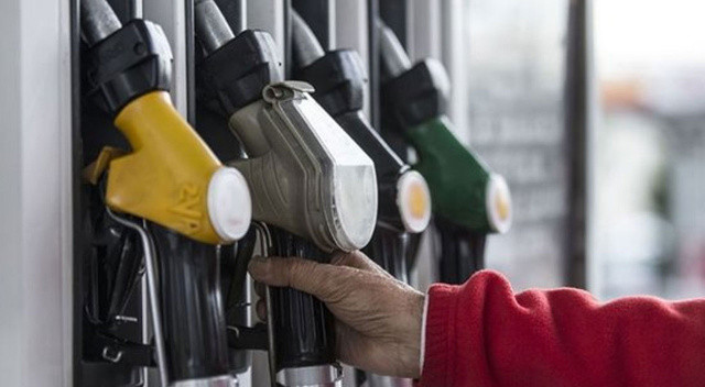 Araç sahipleri dikkat! Benzin ve motorine bir zam daha geliyor (1 Haziran 2022 güncel akaryakıt fiyatları) Araç sahipleri dikkat! Benzin ve motorine bir zam daha geliyor (1 Haziran 2022 güncel akaryakıt fiyatları)