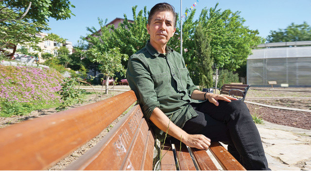 Armando Alanis: Benim değil şiirin zaferi Armando Alanis: Benim değil şiirin zaferi