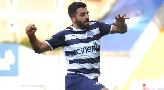Burak Elmas iki adaya iki transfer önerecek: Xeka ve Umut hazır Burak Elmas iki adaya iki transfer önerecek: Xeka ve Umut hazır