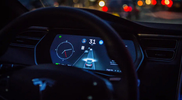 Elon Musk 'kemer sıkma' politikasını devreye soktu: Tesla 195 kişiyi işten çıkardı Elon Musk 'kemer sıkma' politikasını devreye soktu: Tesla 195 kişiyi işten çıkardı