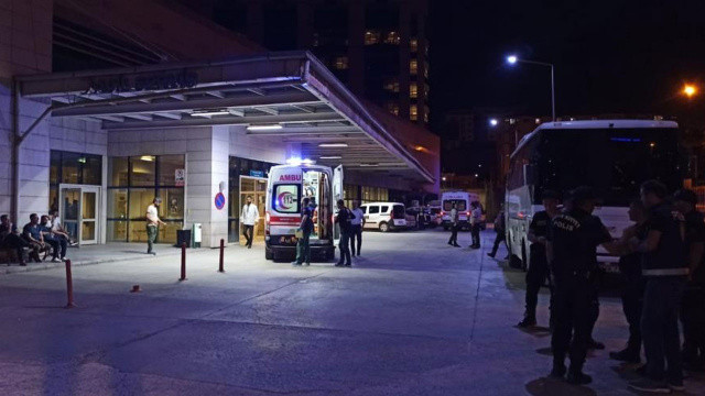 Köy korucuları arasında silahlı kavga: Ölü ve yaralılar var
