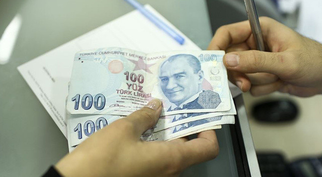 Milyonlar merakla bekliyor: Kurban Bayramı ikramiyesi ne kadar ve ne zaman yatacak? Detaylar belli oldu Milyonlar merakla bekliyor: Kurban Bayramı ikramiyesi ne kadar ve ne zaman yatacak? Detaylar belli oldu