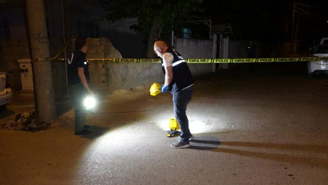 Misafirliğe diye gitti, kabusu yaşadı: Pusu kurup, kurşun yağdırdılar Misafirliğe diye gitti, kabusu yaşadı: Pusu kurup, kurşun yağdırdılar