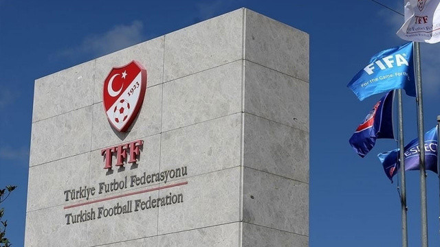 Sürenin dolmasına dakikalar kala açıkladı: TFF seçimlerinde yarışacak 2 isim belli oldu Sürenin dolmasına dakikalar kala açıkladı: TFF seçimlerinde yarışacak 2 isim belli oldu