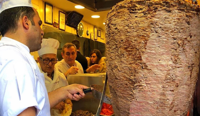 Yabancı işçi çeteleri esnafın kâbusu oldu Yabancı işçi çeteleri esnafın kâbusu oldu