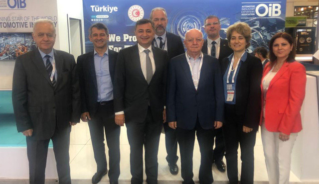 Yerli sanayici değişim hızına odaklandı