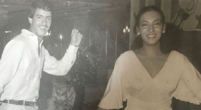 19 yaşındaki halini paylaştı, güzelliğiyle şaşırttı 19 yaşındaki halini paylaştı, güzelliğiyle şaşırttı