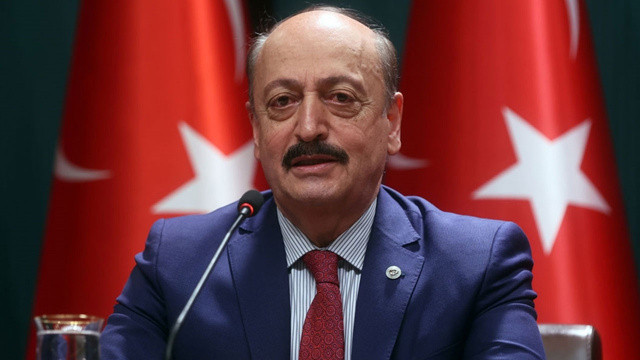 Bakan Bilgin açıkladı: Milyonların beklediği EYT'de yeni formül Bakan Bilgin açıkladı: Milyonların beklediği EYT'de yeni formül