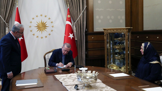 Cumhurbaşkanı Erdoğan, Türkiye Diyanet Vakfı'na kurban bağışladı Cumhurbaşkanı Erdoğan, Türkiye Diyanet Vakfı'na kurban bağışladı