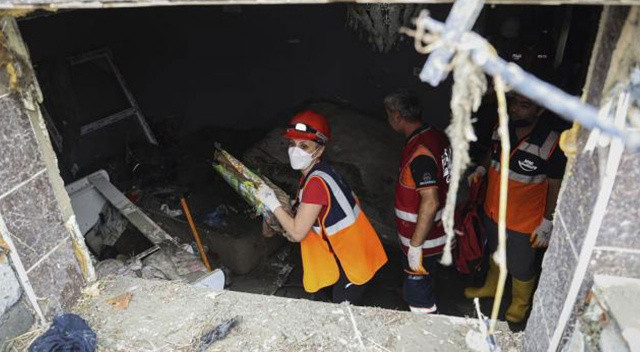 Esenyurt'ta zarar ödemeleri hesaplara aktarıldı Esenyurt'ta zarar ödemeleri hesaplara aktarıldı
