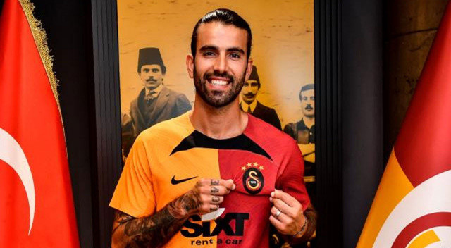 Galatasaray Sergio Oliveira'yı resmen renklerine kattı Galatasaray Sergio Oliveira'yı resmen renklerine kattı