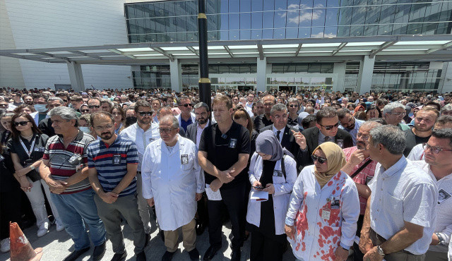 Hekimler huzursuz: Ölüm tehdidi altında hasta bakmak istemiyoruz Hekimler huzursuz: Ölüm tehdidi altında hasta bakmak istemiyoruz