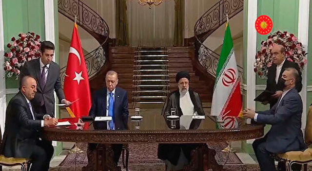 Kritik zirve öncesi dikkat çeken açıklama: Erdoğan ve Reisi'den terör vurgusu Kritik zirve öncesi dikkat çeken açıklama: Erdoğan ve Reisi'den terör vurgusu