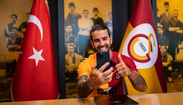 Oliveira Galatasaray'a imzayı attı, Jesus'a cevap verdi Oliveira Galatasaray'a imzayı attı, Jesus'a cevap verdi