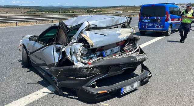 Talihsizliğin böylesi! Yeni aldıkları otomobil 2 saatte hurdaya döndü Talihsizliğin böylesi! Yeni aldıkları otomobil 2 saatte hurdaya döndü