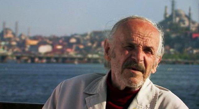 'Çipetpet' videosuyla meşhur olan Arnavut Şevket hayatını kaybetti (Arnavut Şevket kimdir?) 'Çipetpet' videosuyla meşhur olan Arnavut Şevket hayatını kaybetti (Arnavut Şevket kimdir?)