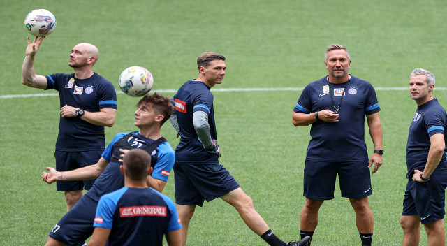 Avusturya Wien Teknik Direktörü Manfred Schmid: Fenerbahçe ile çok kalite farkı yok