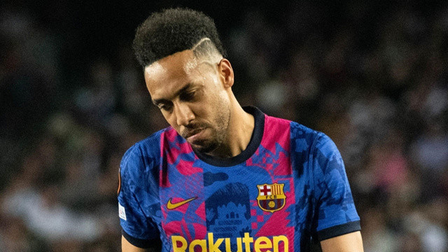 Barcelonalı futbolcu Aubameyang&#039;a dehşeti yaşattılar: Hem darp edildi hem evi soyuldu