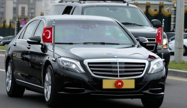 Bayrağımızı kimler arabasına çekebilir? Bayrağımızı kimler arabasına çekebilir?