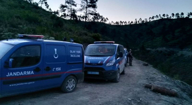 Çoban arazide ölü bulundu, 3 kişi gözaltına alındı Çoban arazide ölü bulundu, 3 kişi gözaltına alındı
