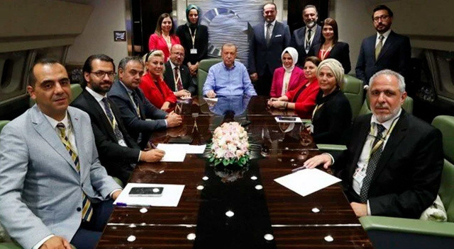 Cumhurbaşkanı Erdoğan'dan çarpıcı Suriye mesajı: Esad'ı yenmek yenmemek gibi bir derdimiz yok Cumhurbaşkanı Erdoğan'dan çarpıcı Suriye mesajı: Esad'ı yenmek yenmemek gibi bir derdimiz yok