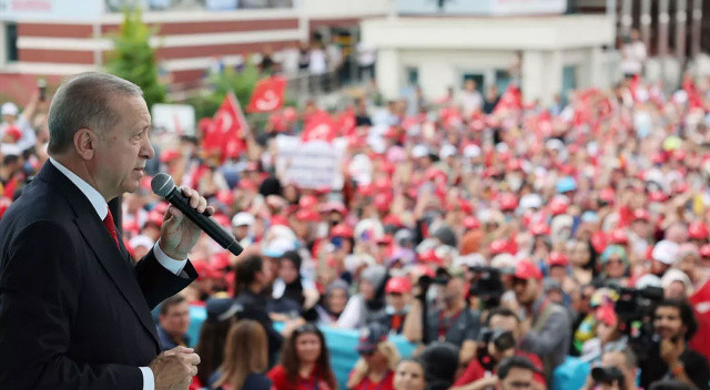 Cumhurbaşkanı Erdoğan: İçinde bulunduğumuz asrı, Türkiye yüzyılı haline getirmekte kararlıyız