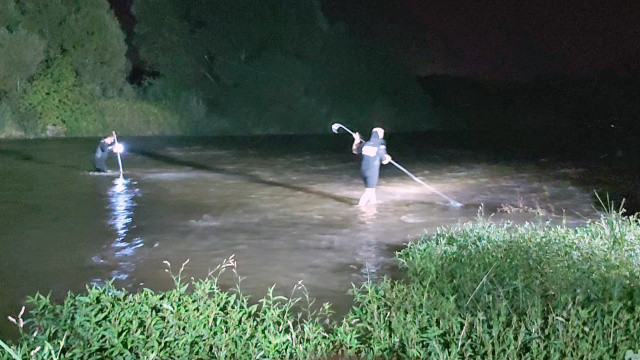 Dicle Nehri'ne giren 10 yaşındaki Ahmet kayboldu Dicle Nehri'ne giren 10 yaşındaki Ahmet kayboldu