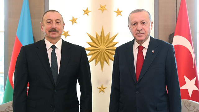 Erdoğan&#039;dan Aliyev&#039;e Laçın tebriği: Her durumda bir ve bareberiz